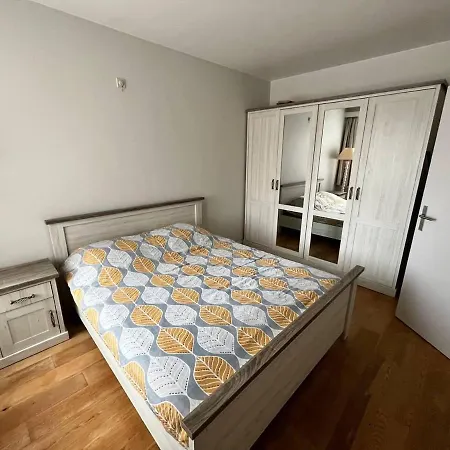 Spacious 2 Bedroom App In The Center With Terrace Apartment